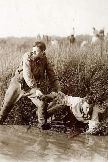 One Hundred Dollars, Dead or Alive